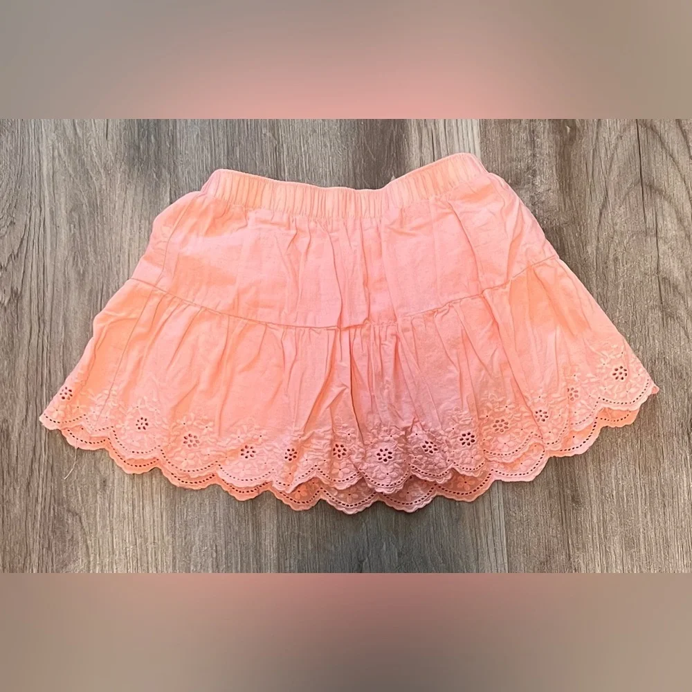 Girls Oshkosh B'Gosh Peach Skirt With Eyelet Accent and Hidden Shorts -Size 6/6X